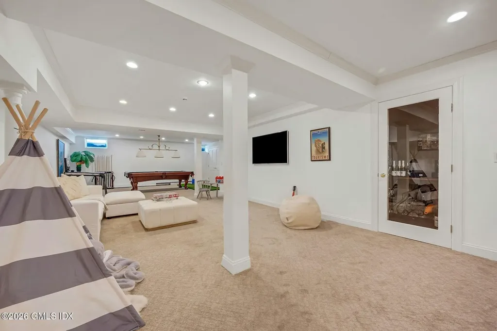 490 June Road Stamford CT 06903