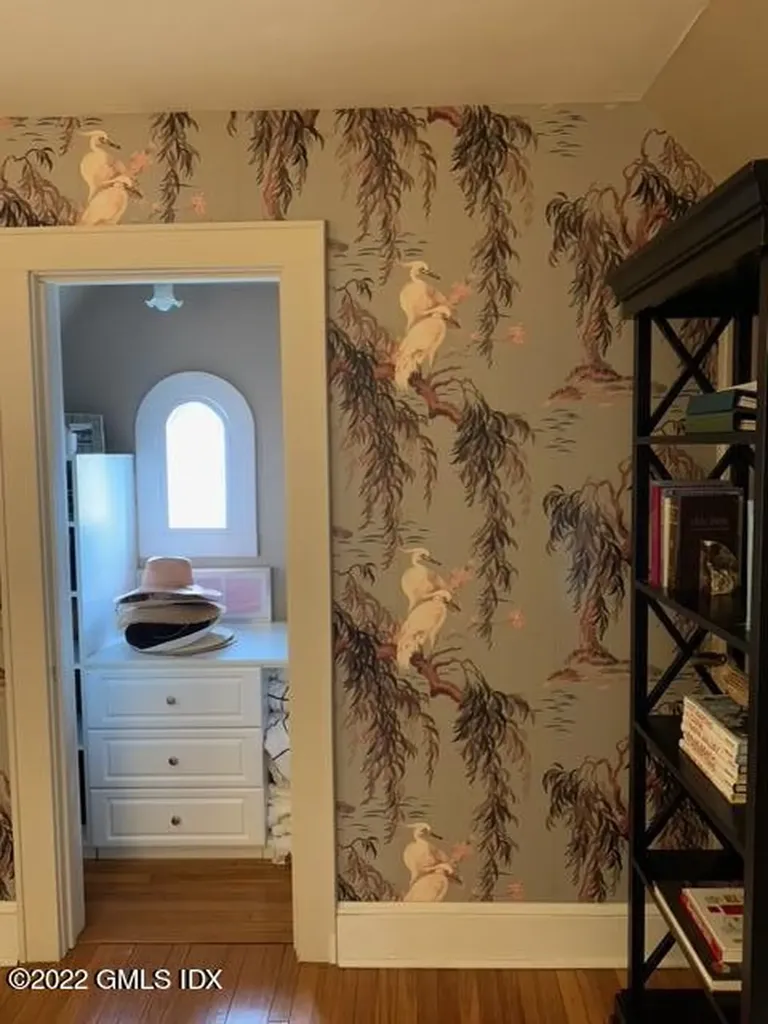 6 Clark Street Old Greenwich CT 06870