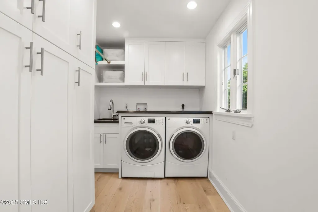 6 Reynwood Manor Greenwich CT 06831