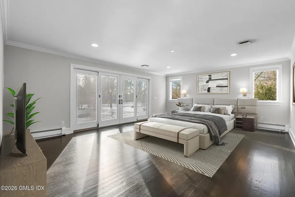 6 Reynwood Manor Greenwich CT 06831