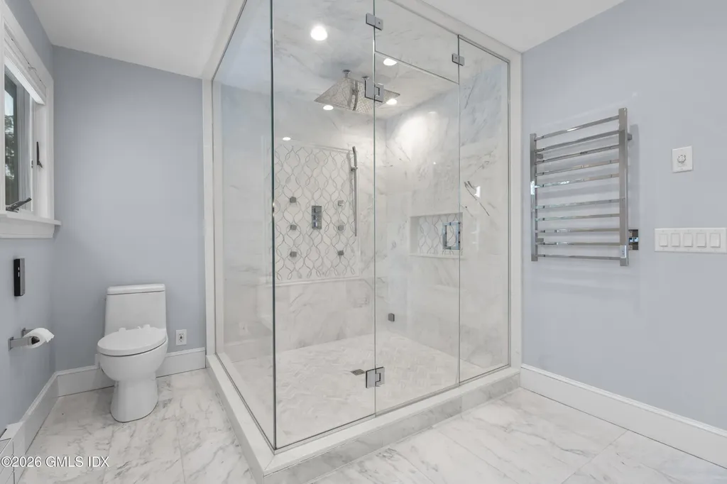 6 Reynwood Manor Greenwich CT 06831