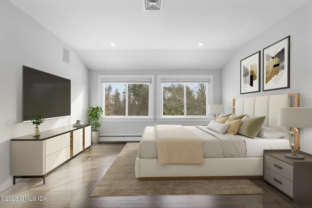 6 Reynwood Manor Greenwich CT 06831