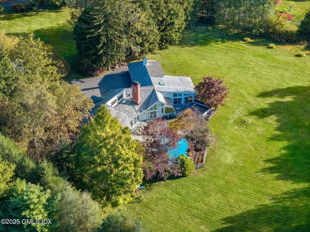 6 Reynwood Manor Greenwich CT 06831