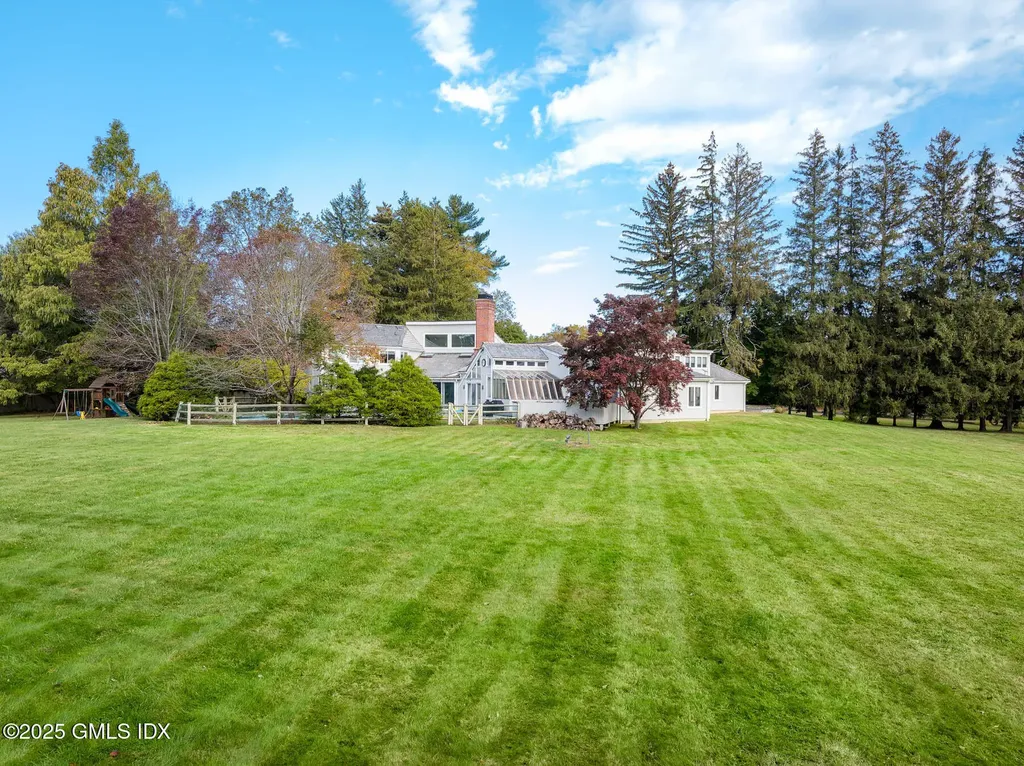 6 Reynwood Manor Greenwich CT 06831