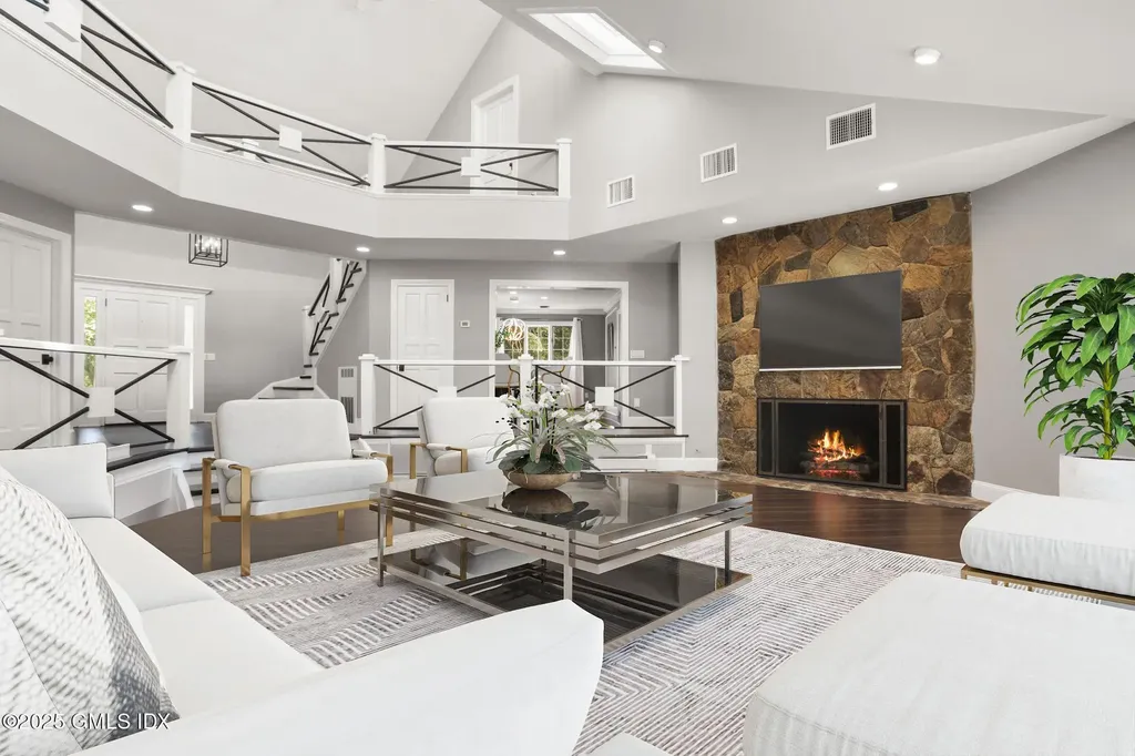 6 Reynwood Manor Greenwich CT 06831