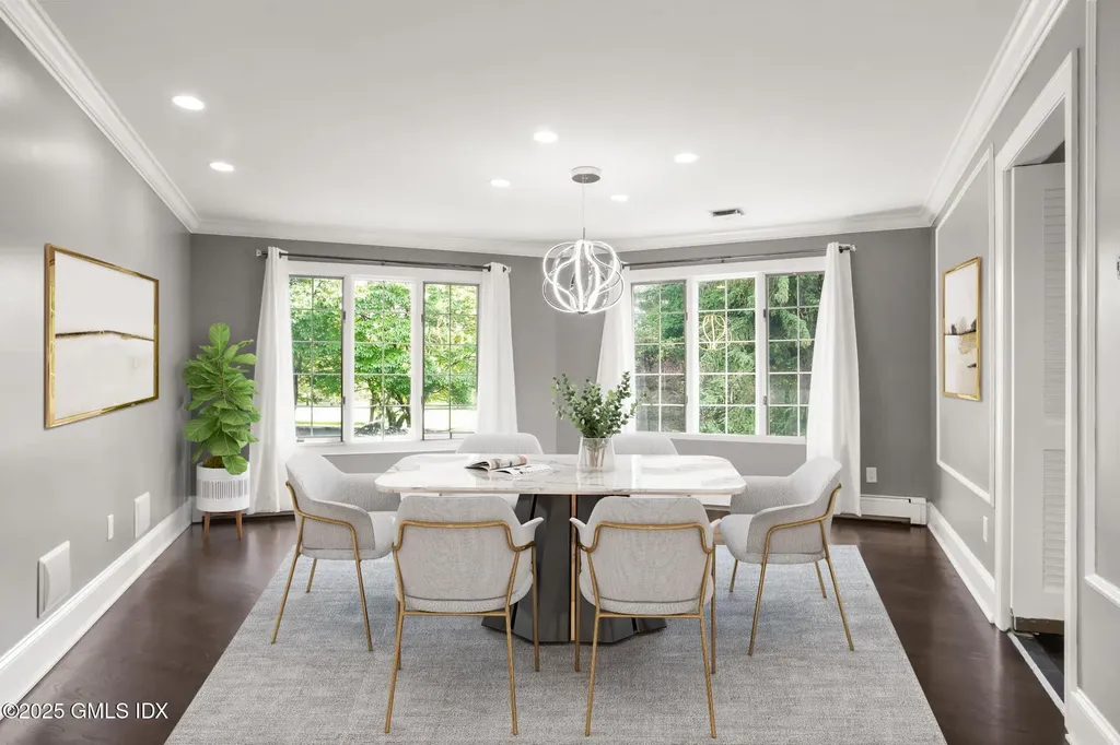 6 Reynwood Manor Greenwich CT 06831