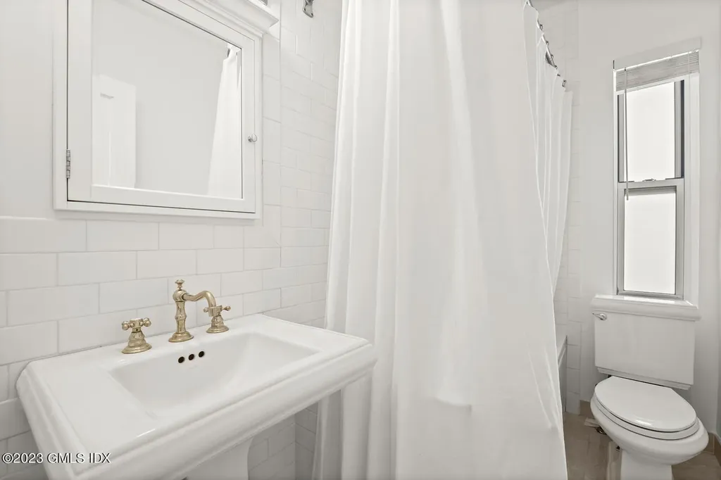 25 W Elm Street Greenwich CT 06830