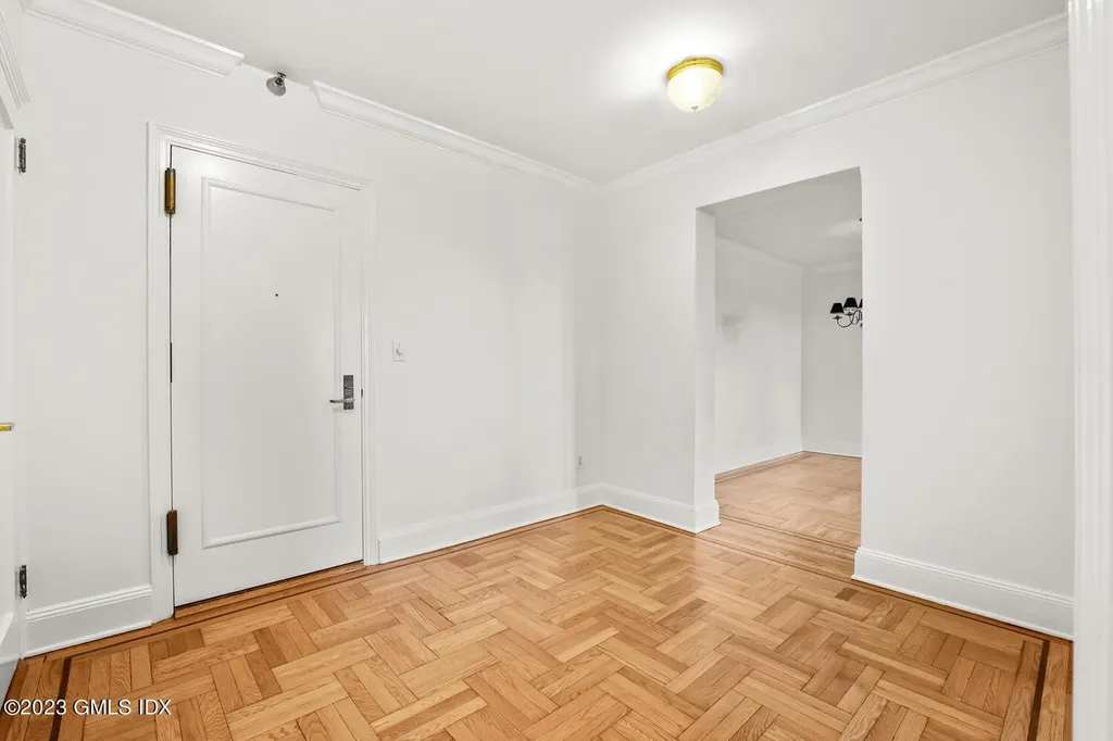 25 W Elm Street Greenwich CT 06830