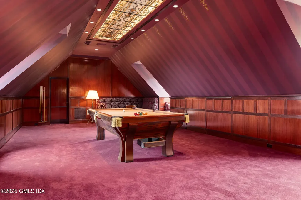 1233 Rock Rimmon Road Stamford CT 06903