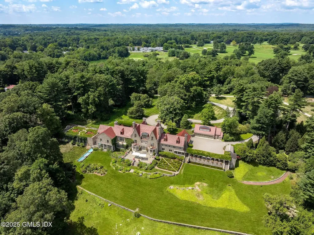 1233 Rock Rimmon Road Stamford CT 06903