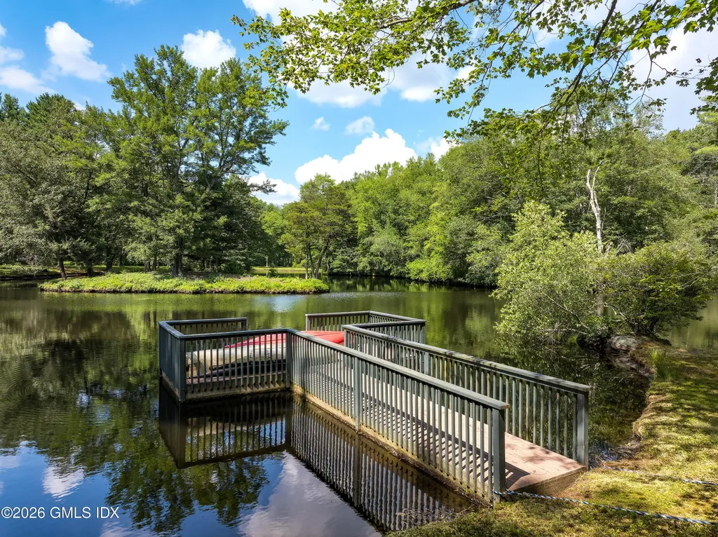 1233 Rock Rimmon Road Stamford CT 06903