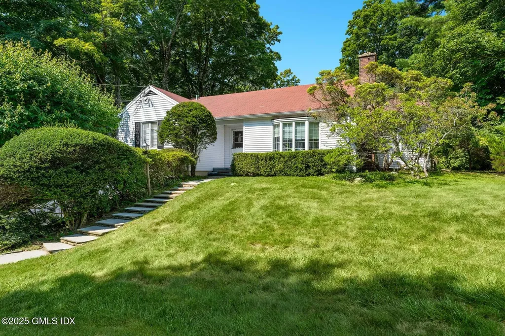 1233 Rock Rimmon Road Stamford CT 06903