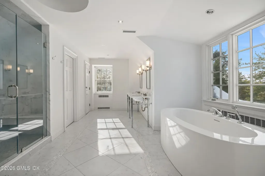 188 Round Hill Road Greenwich CT 06831