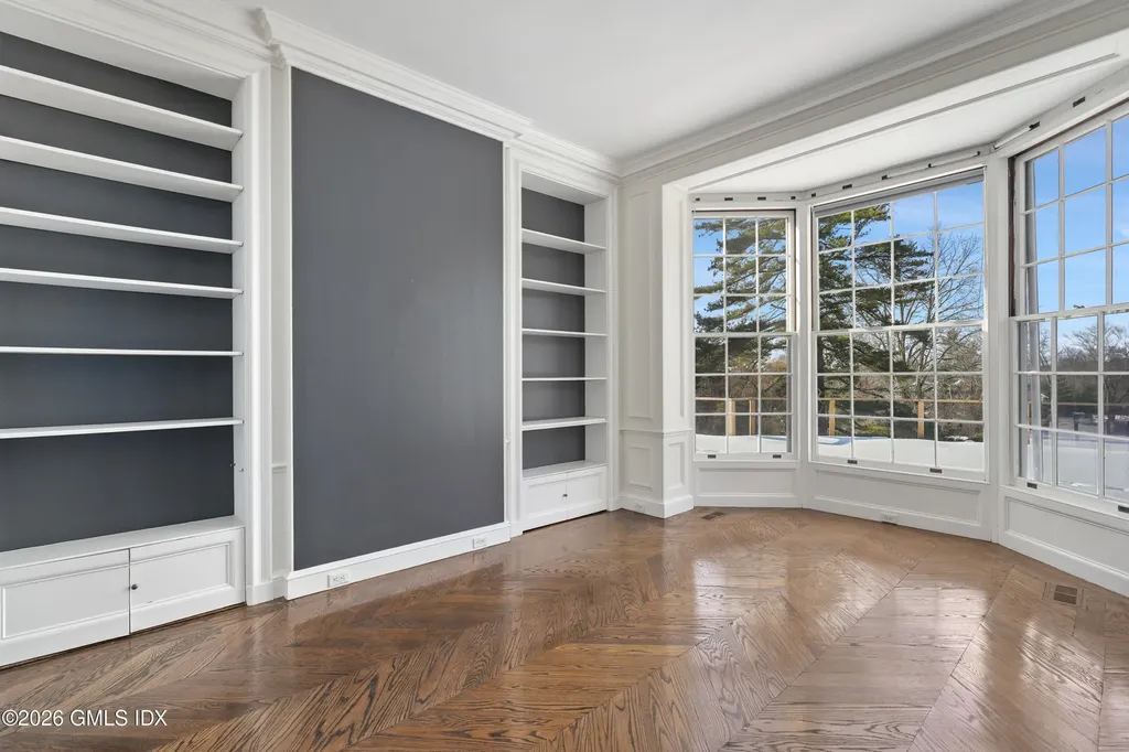 188 Round Hill Road Greenwich CT 06831