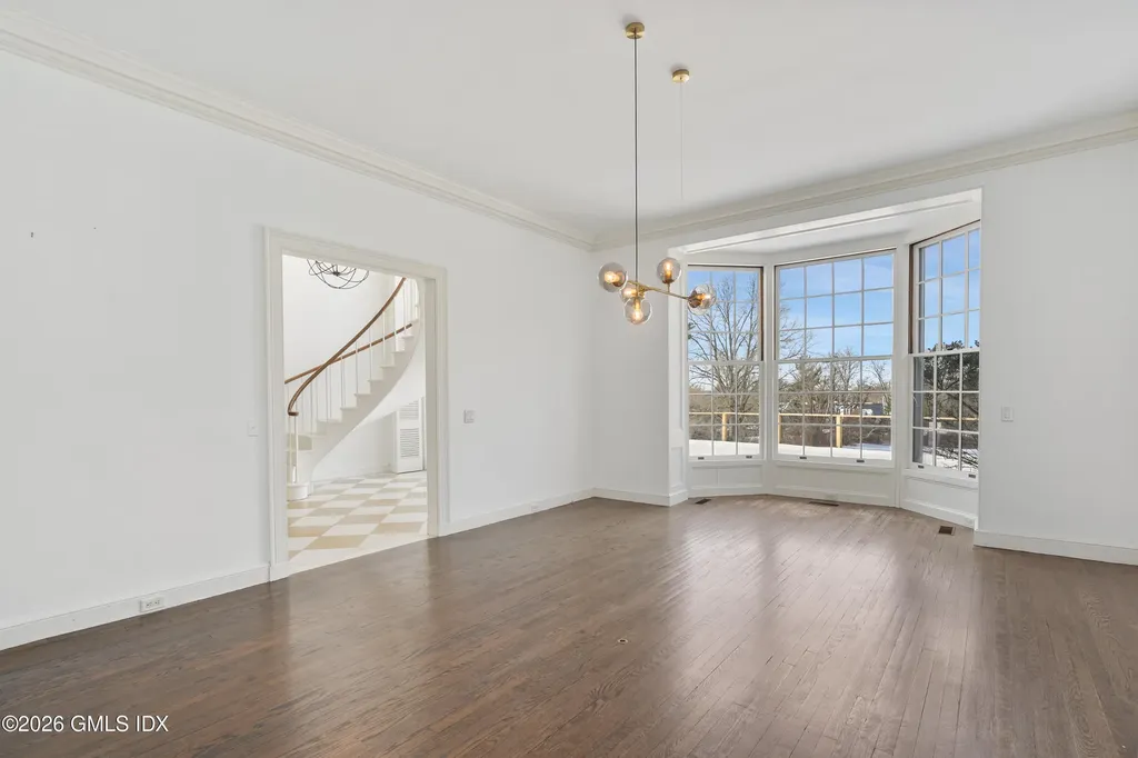 188 Round Hill Road Greenwich CT 06831