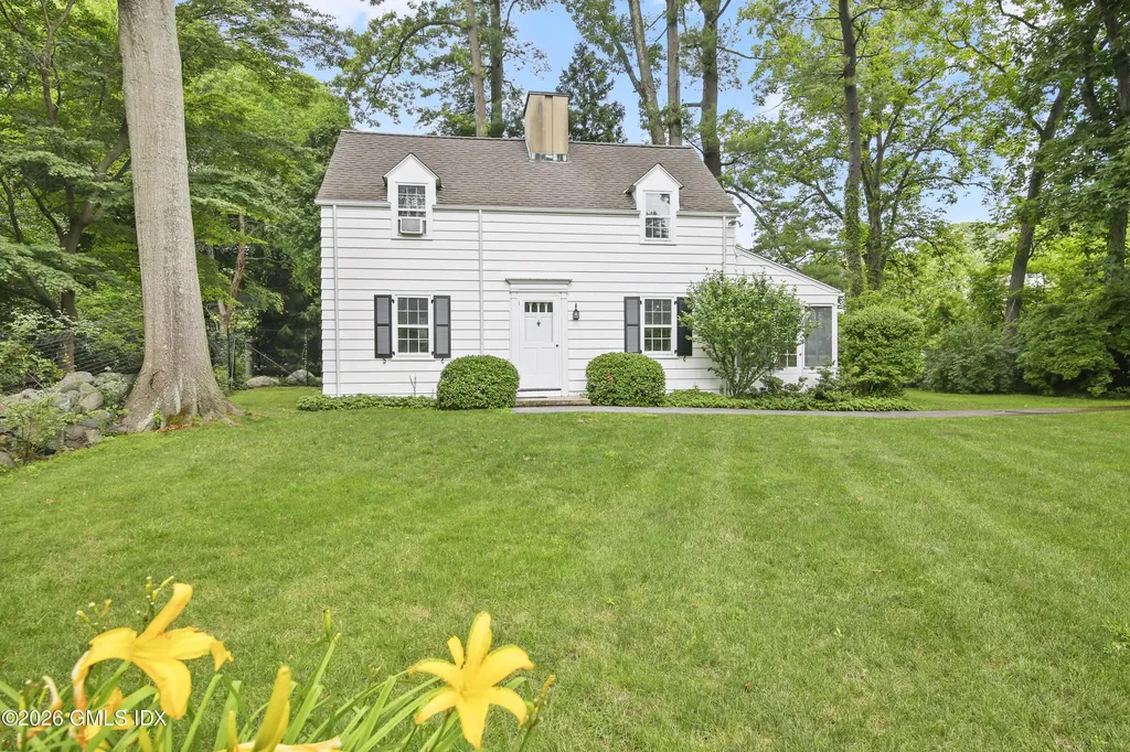 12 Woodside Road Greenwich CT 06830