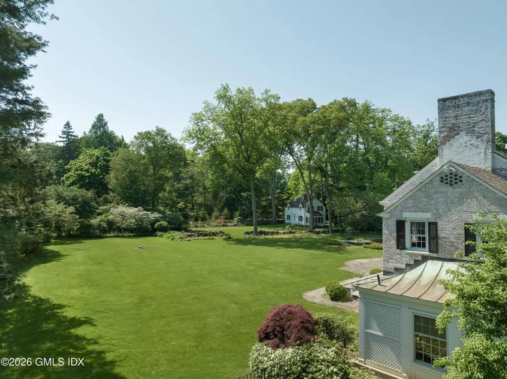 12 Woodside Road Greenwich CT 06830