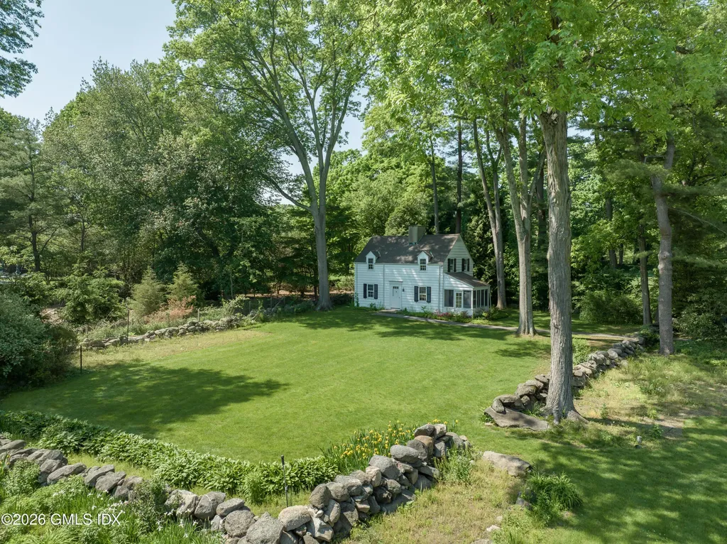 12 Woodside Road Greenwich CT 06830