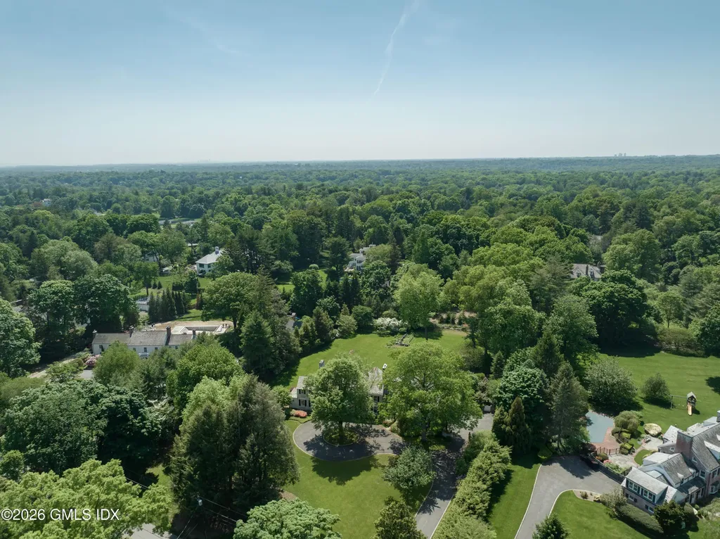 12 Woodside Road Greenwich CT 06830