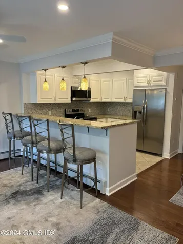 1465 E Putnam Avenue Old Greenwich CT 06870