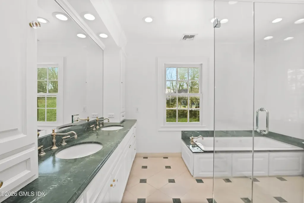 364 Cedar Hill Greenwich CT 06830