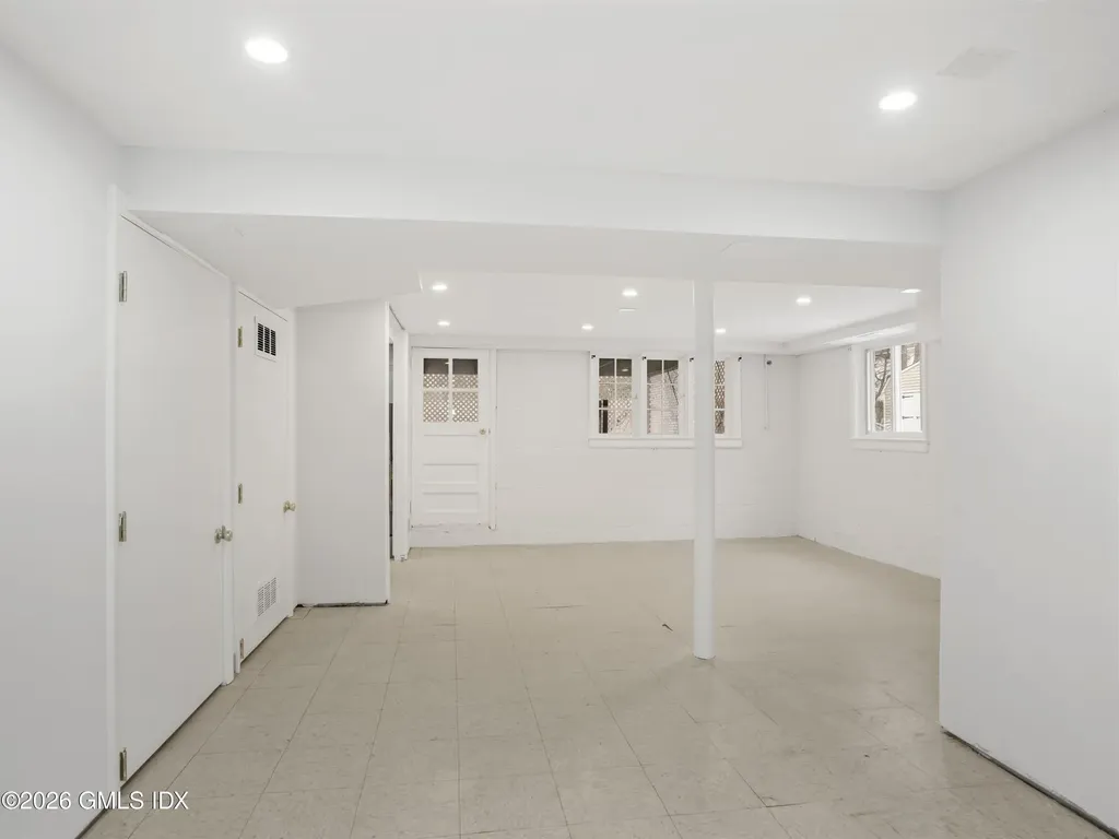 33 Chapel Street Greenwich CT 06831