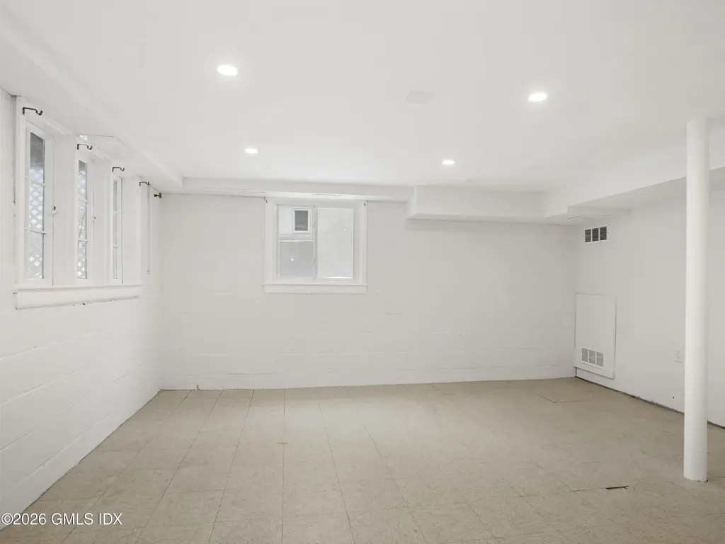 33 Chapel Street Greenwich CT 06831