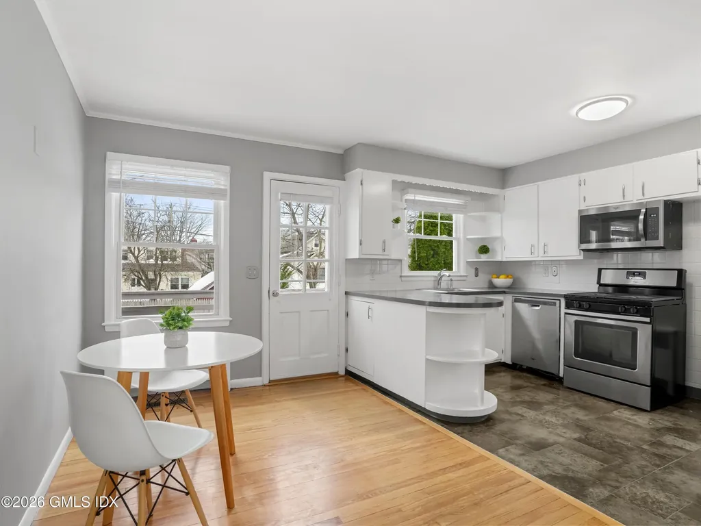 33 Chapel Street Greenwich CT 06831