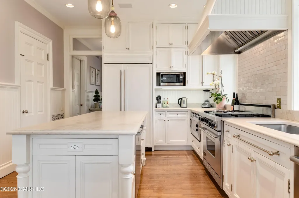 44 & 40 Mayo Avenue Greenwich CT 06830