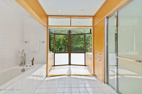 21 Hycliff Road Greenwich CT 06831