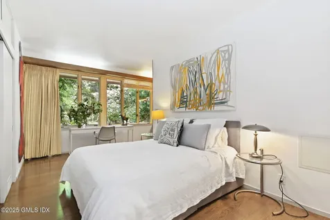 21 Hycliff Road Greenwich CT 06831
