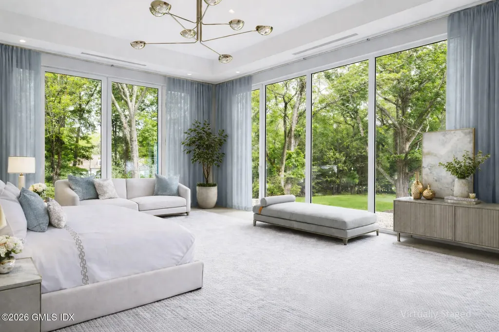 8 Fox Run Lane Greenwich CT 06831