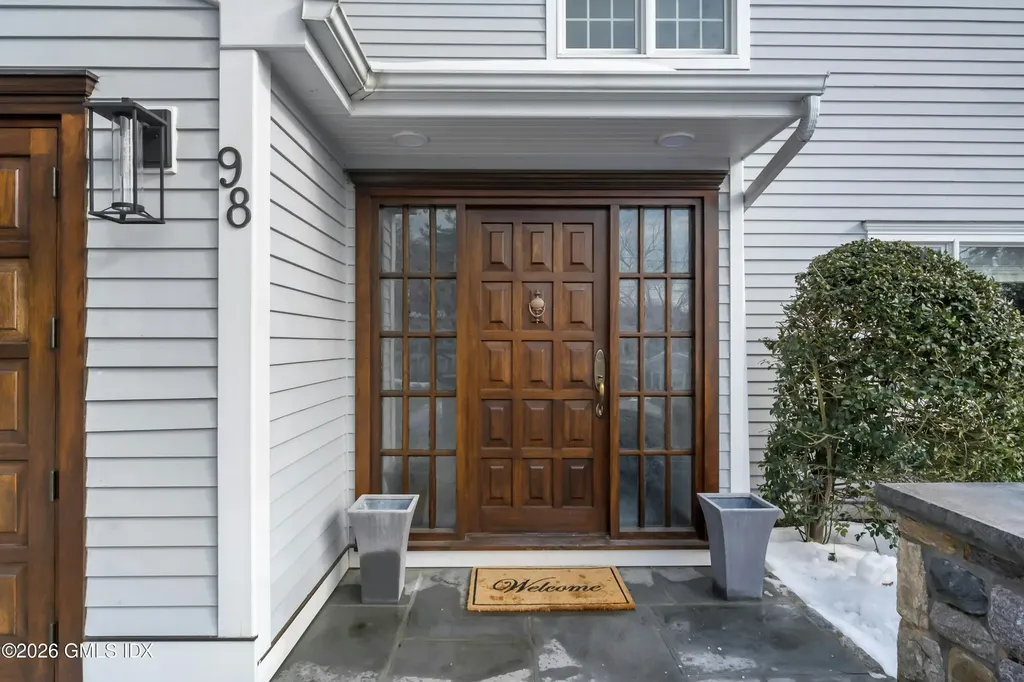 98 Hillcrest Park Road Cos Cob CT 06807