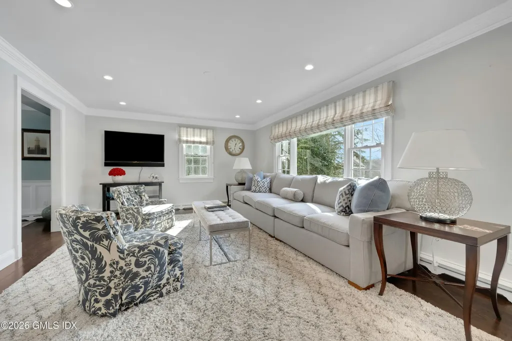 98 Hillcrest Park Road Cos Cob CT 06807