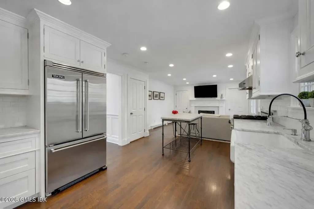 98 Hillcrest Park Road Cos Cob CT 06807