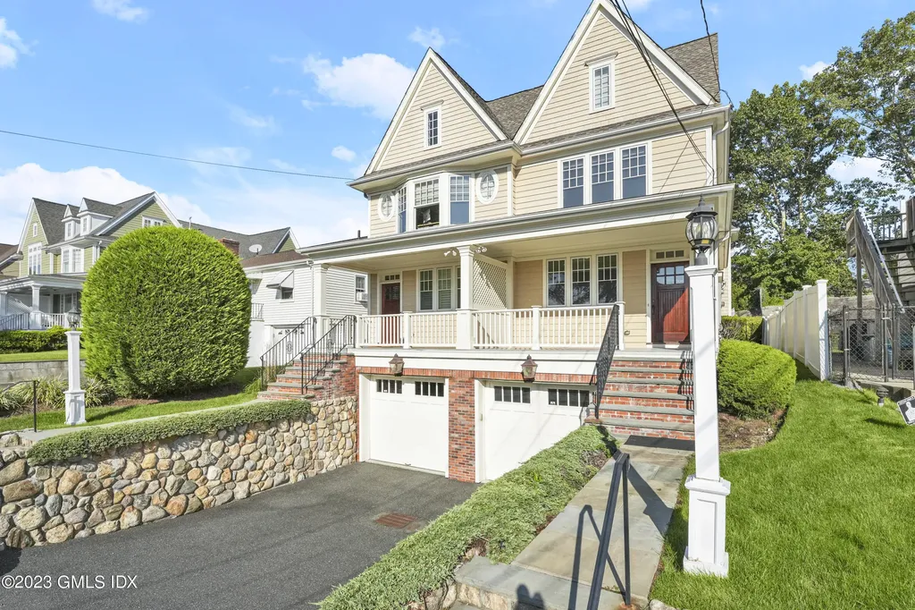 Greenwich CT, 55 Byram Terrace Drive, Unit B