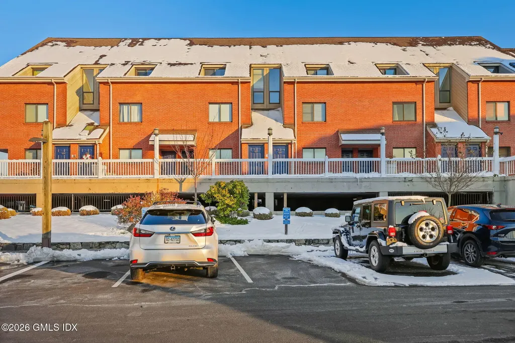 11 River Road Cos Cob CT 06807