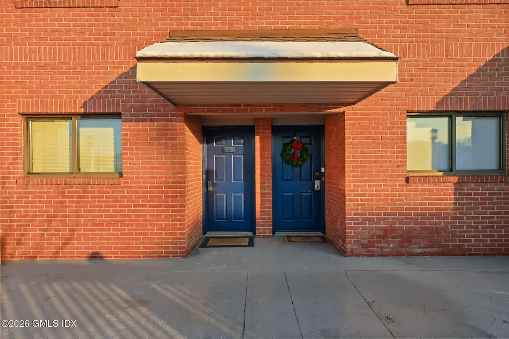 11 River Road Cos Cob CT 06807