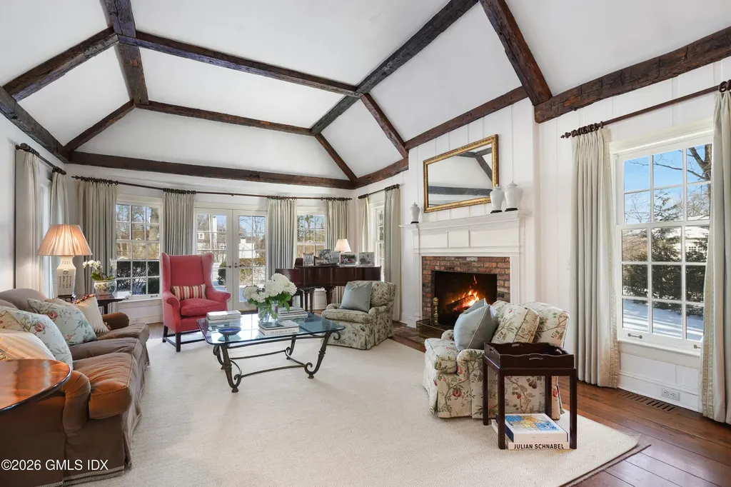 14 Pinecroft Road Greenwich CT 06830