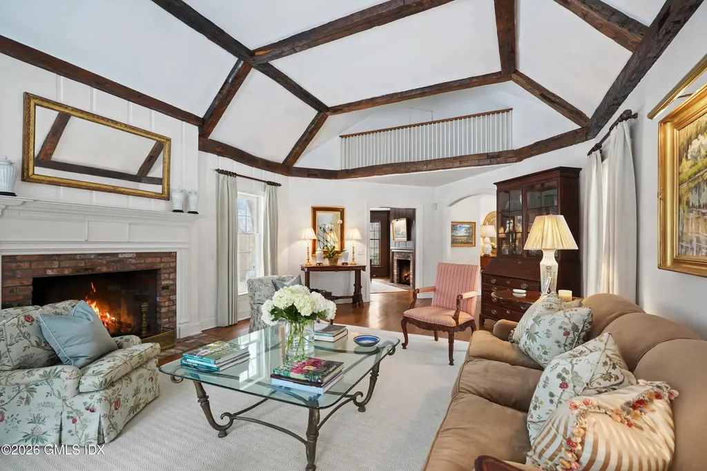 14 Pinecroft Road Greenwich CT 06830