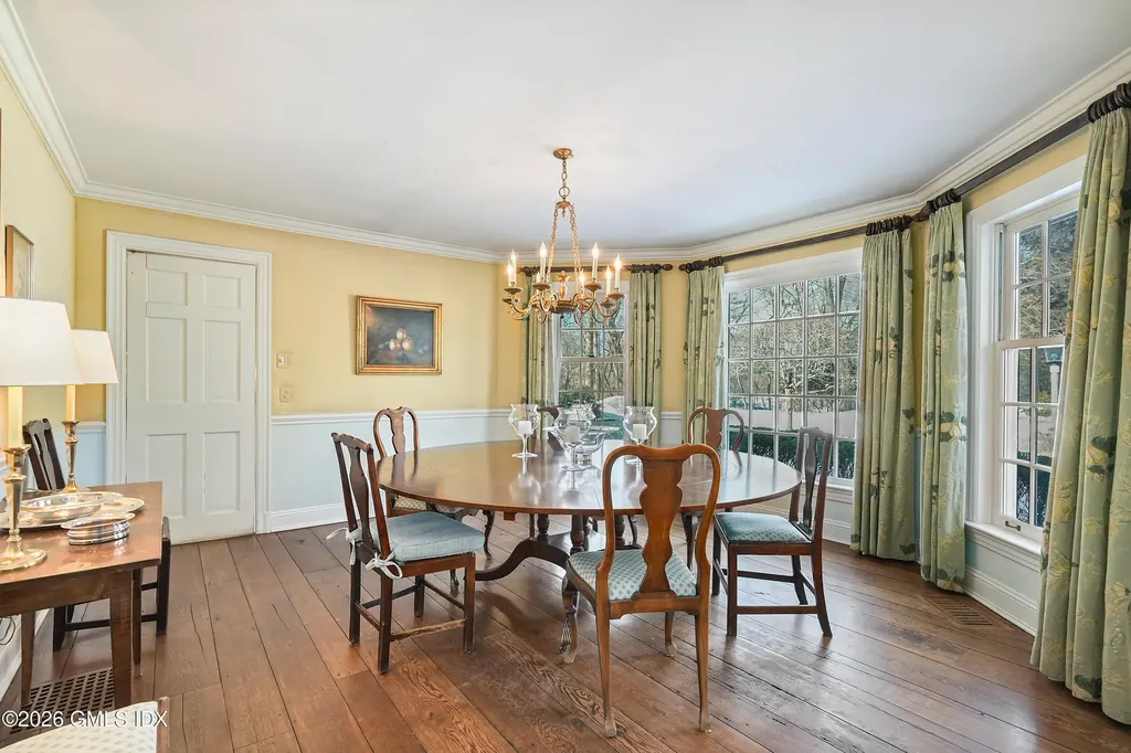 14 Pinecroft Road Greenwich CT 06830