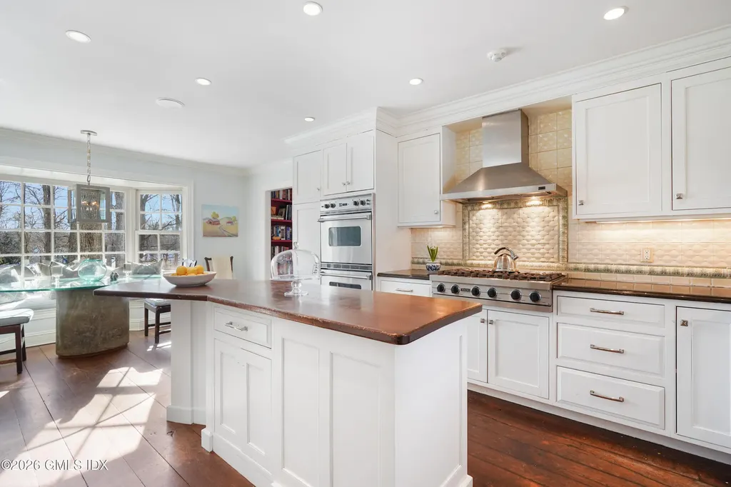 14 Pinecroft Road Greenwich CT 06830