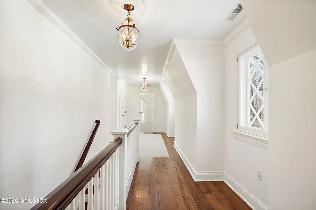 14 Pinecroft Road Greenwich CT 06830