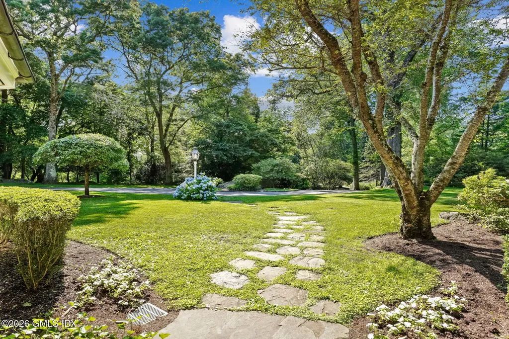 14 Pinecroft Road Greenwich CT 06830