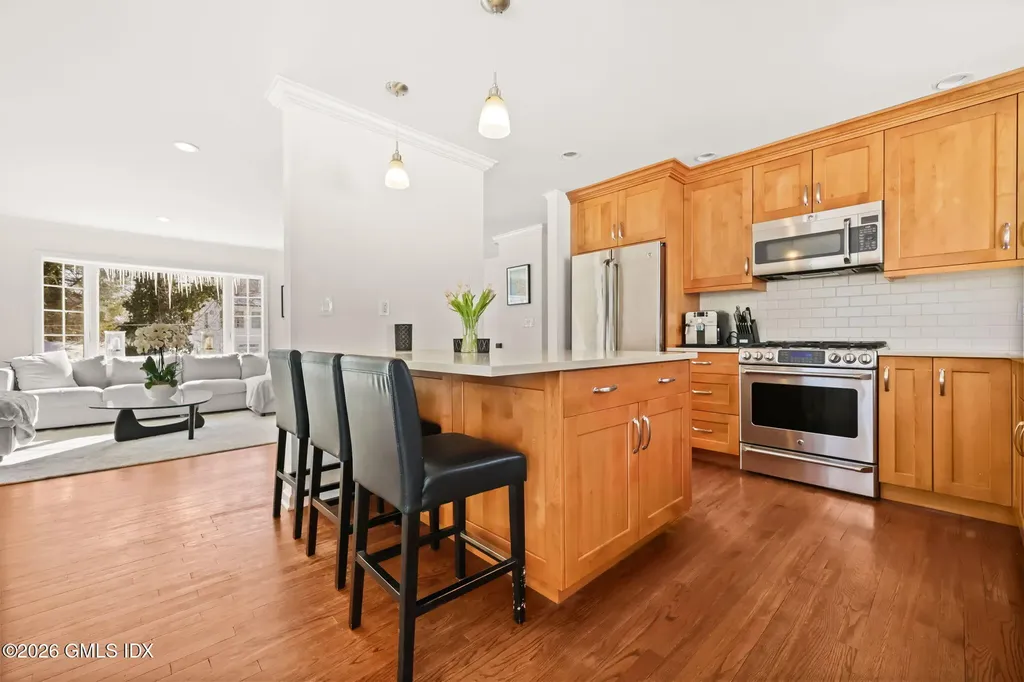 52 Valleywood Road Cos Cob CT 06807