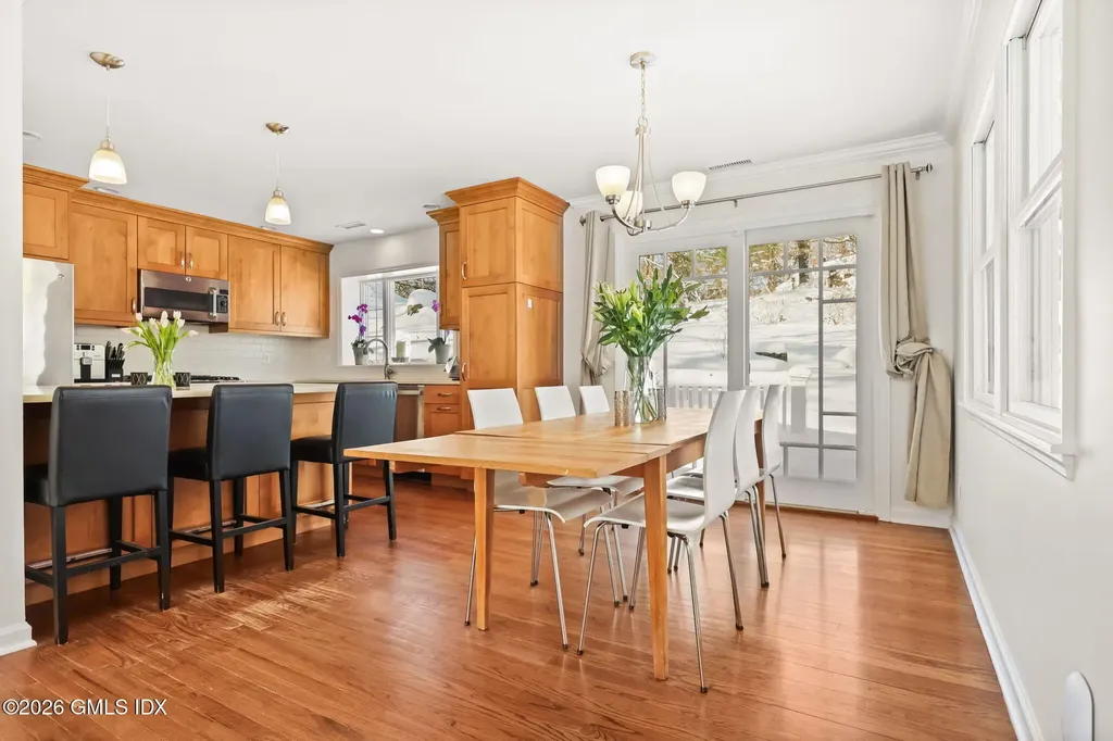 52 Valleywood Road Cos Cob CT 06807