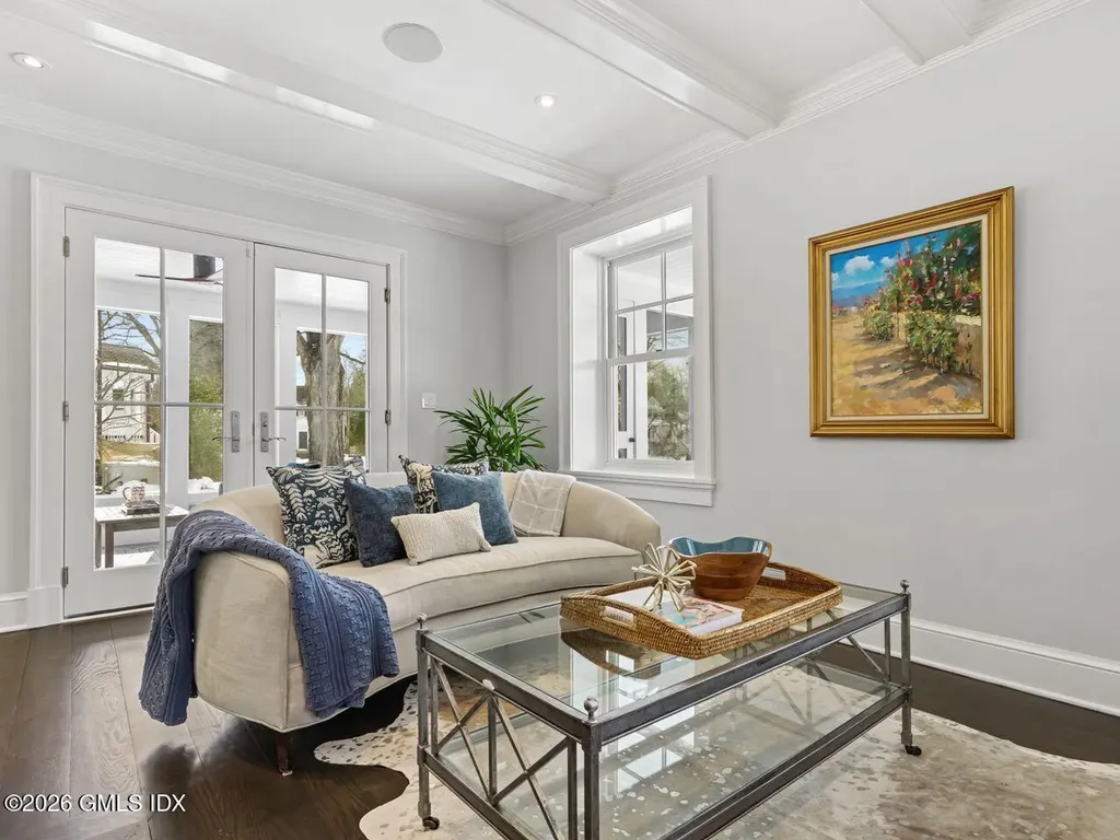 21 Lake Drive Riverside CT 06878