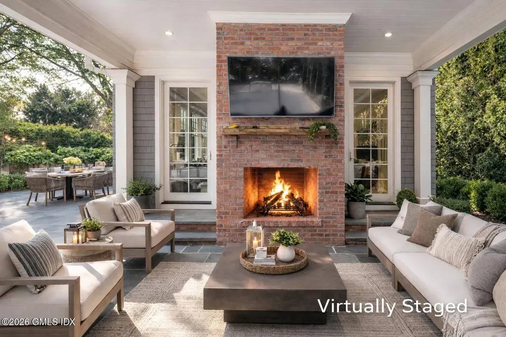 7 Indian Head Road Riverside CT 06878