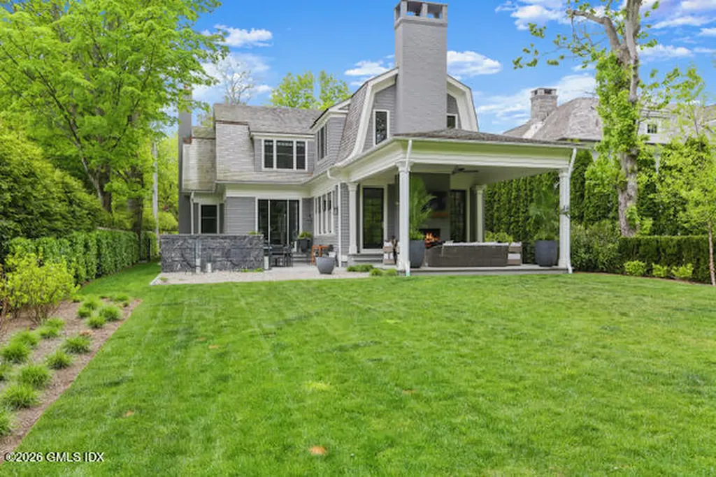 7 Indian Head Road Riverside CT 06878