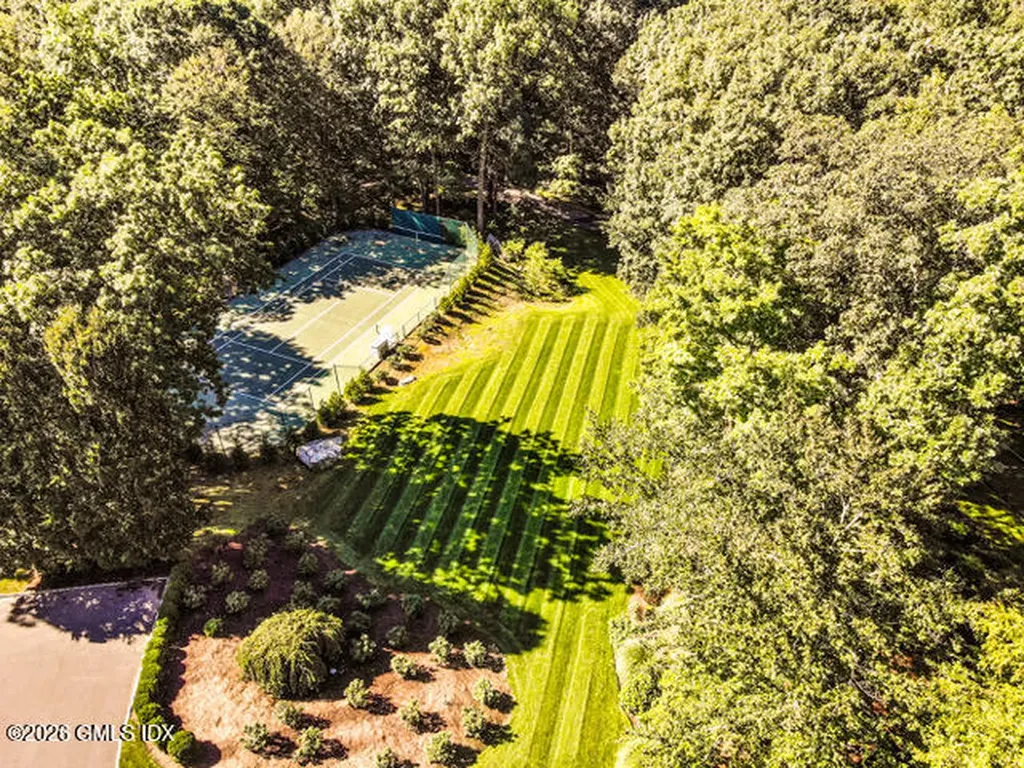 38 Partridge Hollow Road Greenwich CT 06831